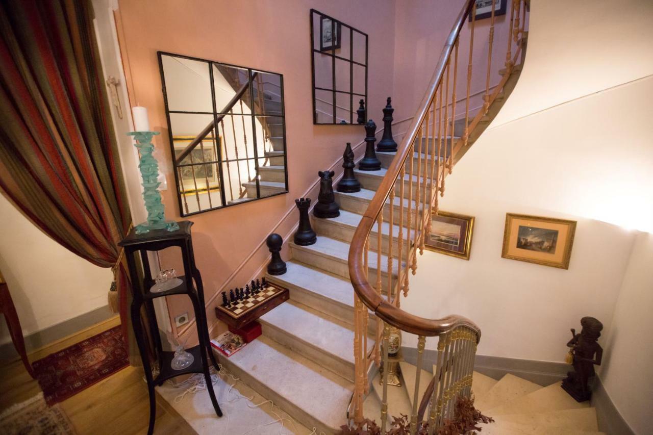 Le Grand Echiquier Hotel Coutras Bagian luar foto